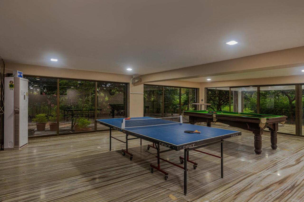 Saffronstays Aura, Alibaug - Luxury Pool Villa With A Game Room And Spacious Lawn Alībāg Ngoại thất bức ảnh