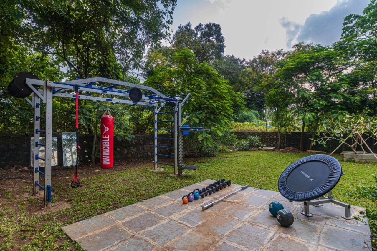Saffronstays Aura, Alibaug - Luxury Pool Villa With A Game Room And Spacious Lawn Alībāg Ngoại thất bức ảnh