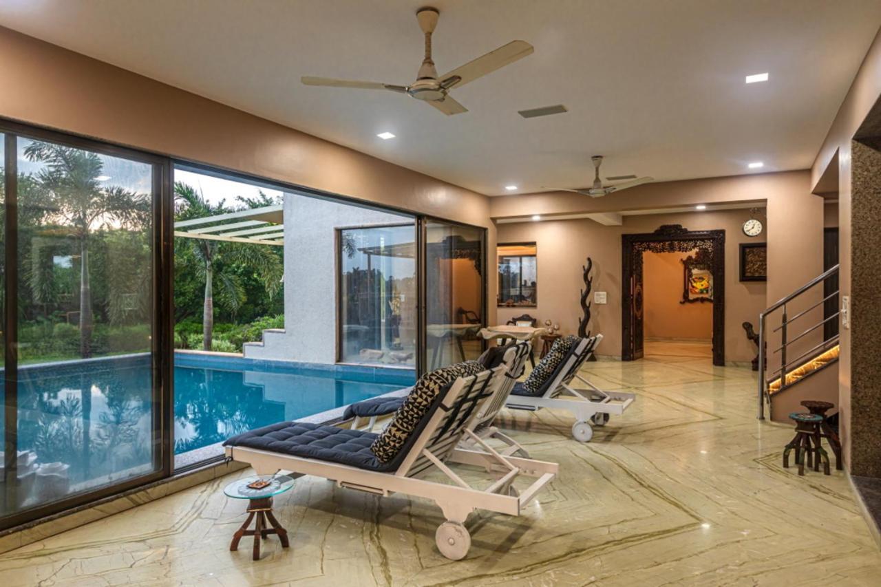 Saffronstays Aura, Alibaug - Luxury Pool Villa With A Game Room And Spacious Lawn Alībāg Ngoại thất bức ảnh