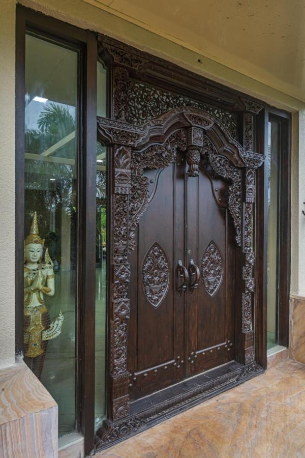 Saffronstays Aura, Alibaug - Luxury Pool Villa With A Game Room And Spacious Lawn Alībāg Ngoại thất bức ảnh